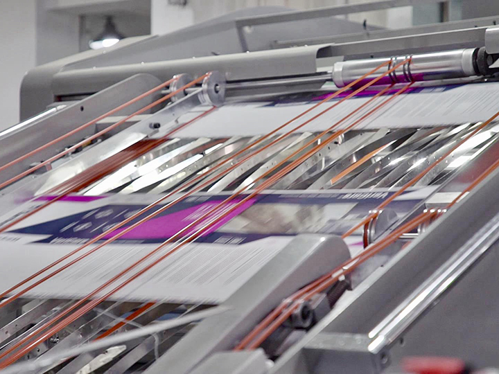 印后-全自動(dòng)裱紙機(jī)